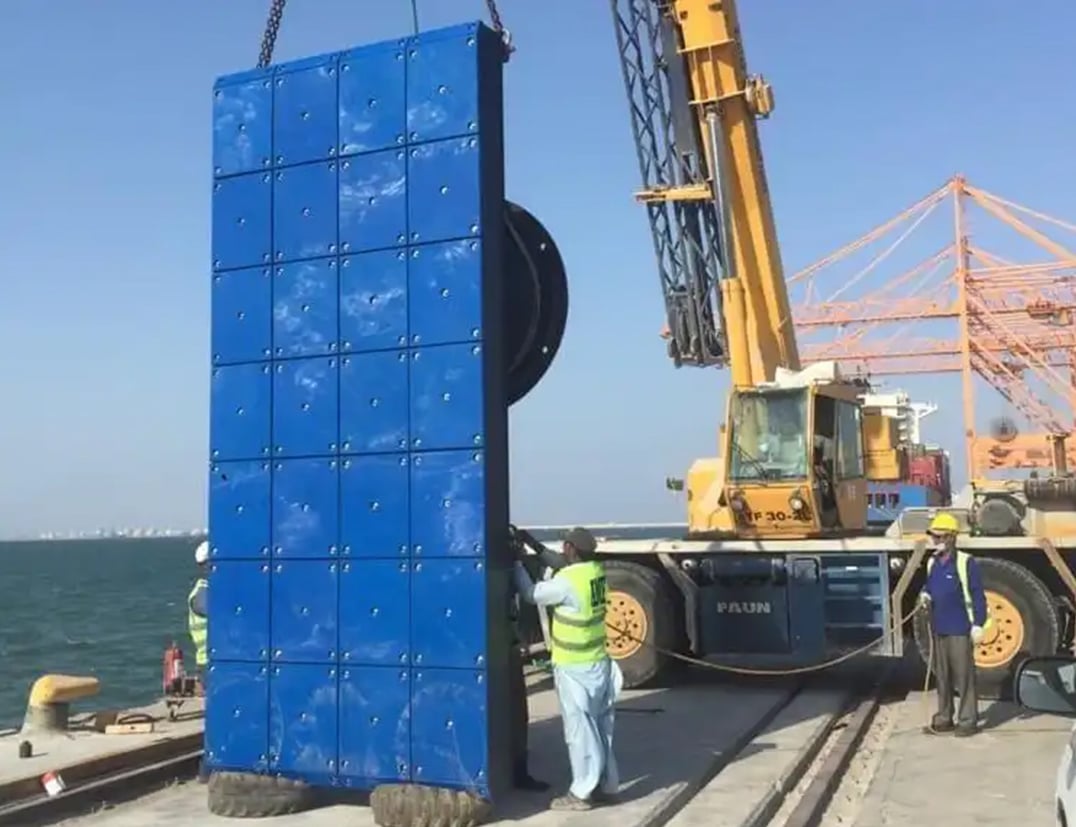 CONE FENDER SYSTEMS FOR JUBAIL CONTAINER TERMINAL